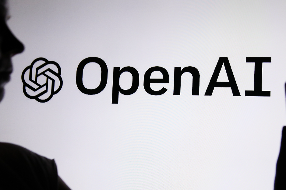 OpenAI拟削减副业项目专注核心业务，以应对Anth