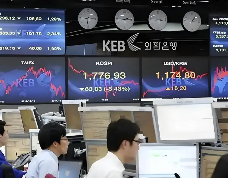 韩国央行维持利率不变 并转向中性政策立场